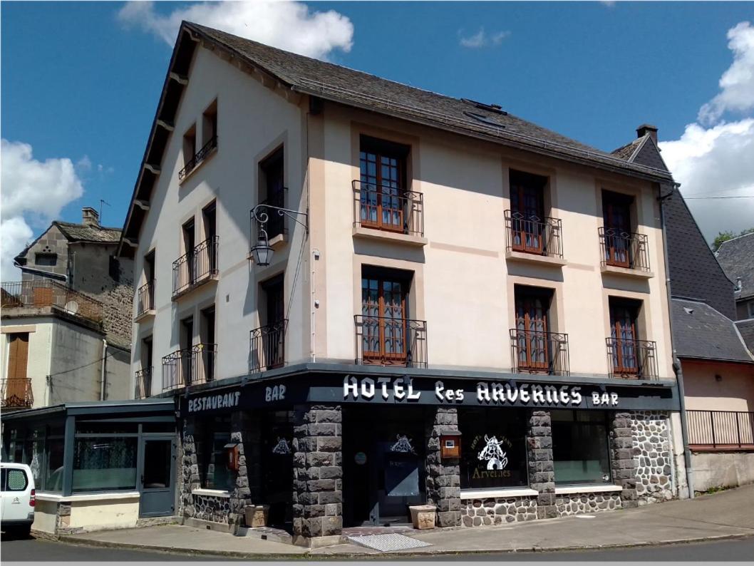 Les Arvernes Rochefort-Montagne Exteriér fotografie